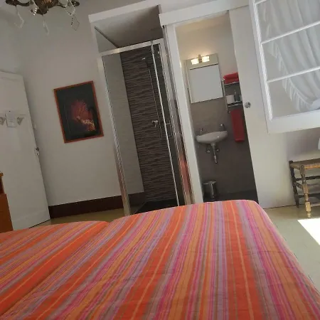 3a Homestay Sitges